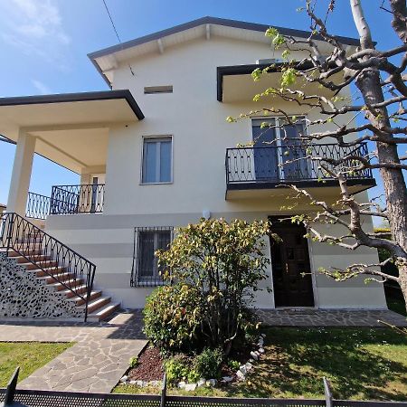 B&B A Due Passi Dal Lago Adro Dış mekan fotoğraf