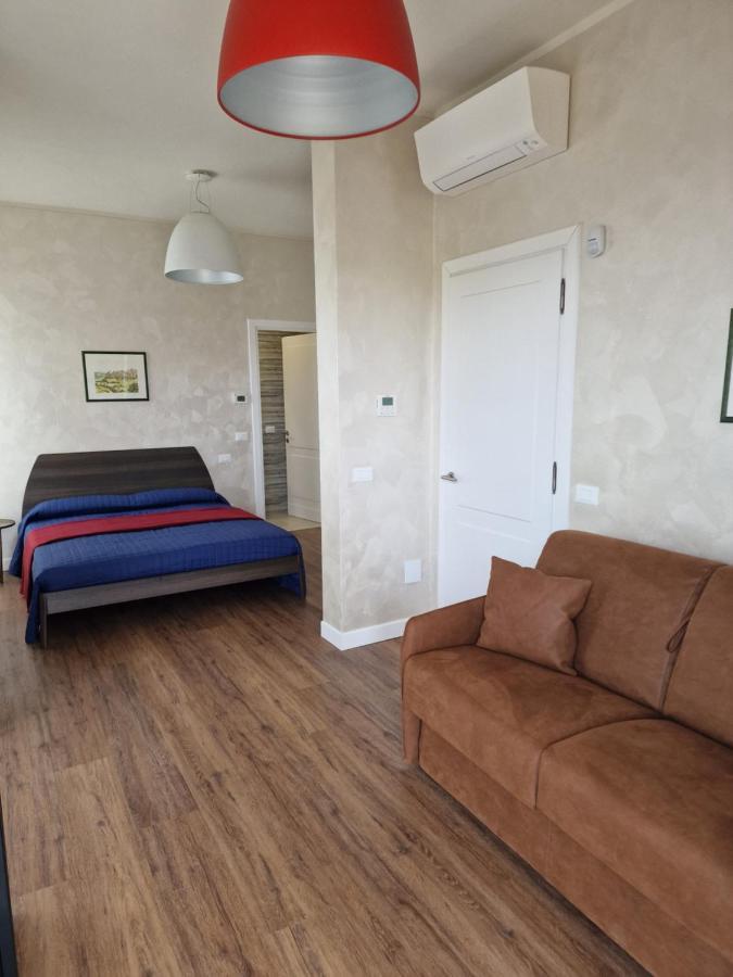 B&B A Due Passi Dal Lago Adro Dış mekan fotoğraf
