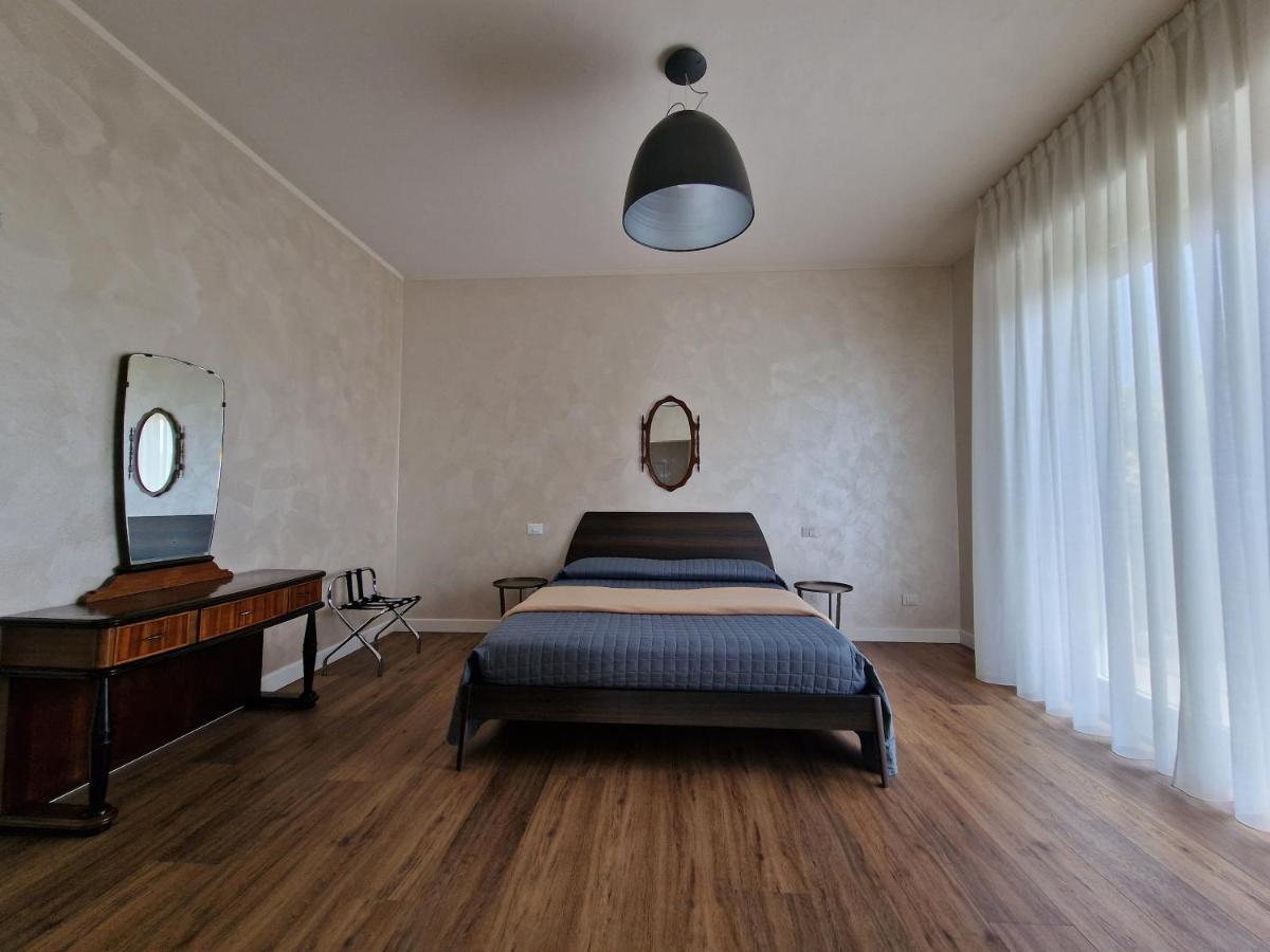 B&B A Due Passi Dal Lago Adro Dış mekan fotoğraf